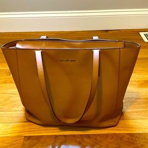 MICHAEL KORS: tan leather tote bag